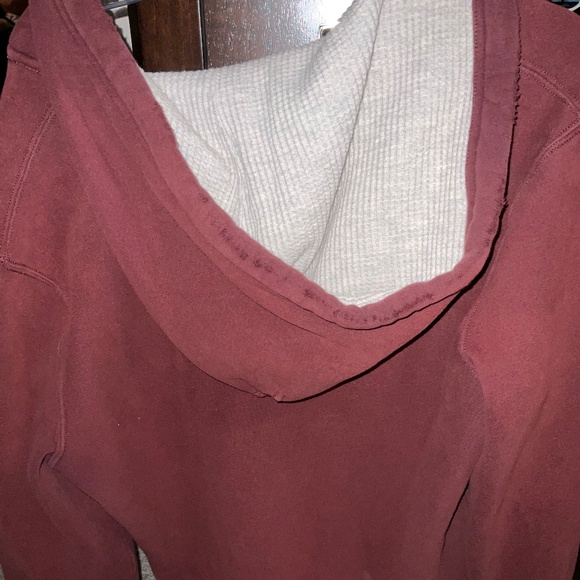 Ruehl No 925 Small Full Zip hoodie Burgundy - Picture 2 of 3